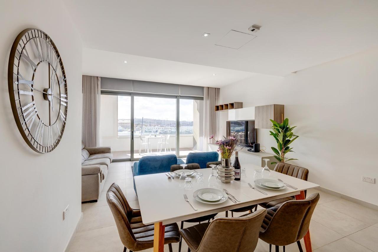 Deluxe Apartment With Valletta And Harbour Views Sliema Esterno foto