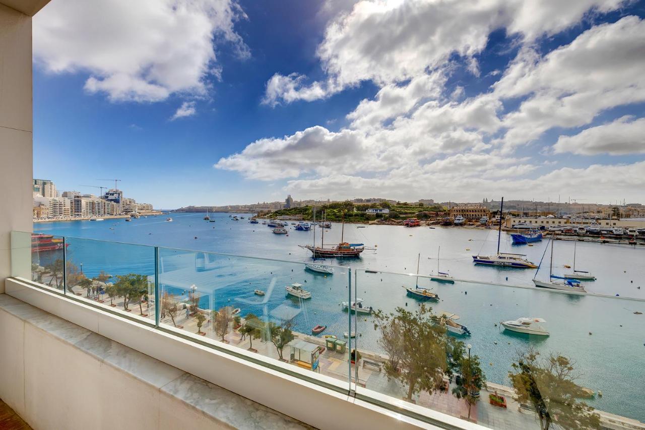 Deluxe Apartment With Valletta And Harbour Views Sliema Esterno foto