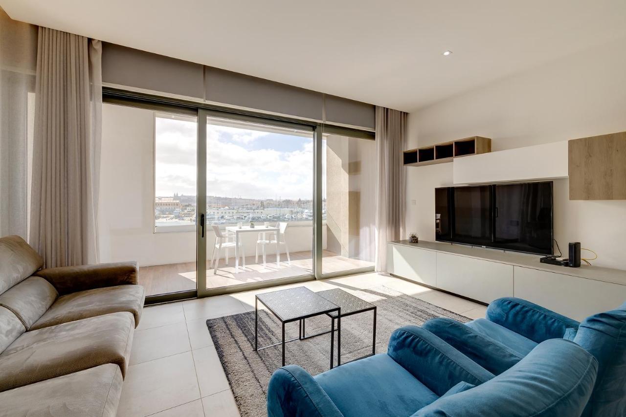 Deluxe Apartment With Valletta And Harbour Views Sliema Esterno foto